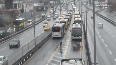 Bahçelievler'de metrobüs kazası: Yaralılar var
