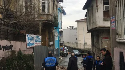 Fatih'te korkutan olay ! Sokak kapatıldı