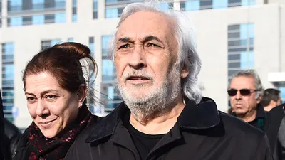 Osmanlı hanedanı Müjdat Gezen'e dava açtı