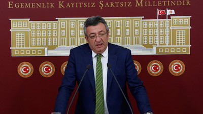 CHP: İş Bankası'na çökmek anayasaya çökmek demek