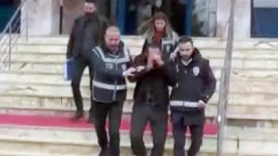 Sosyal medya sapığı yakalandı