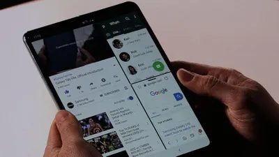 Samsung'un katlanabilir telefonu Türkiye'de satışa çıkıyor
