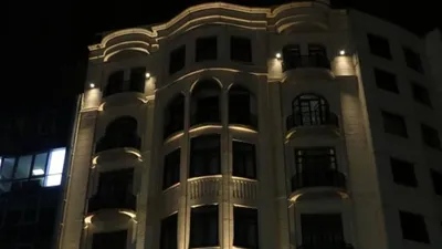 Taksim'de dehşet! Otelin 8'inci katından peş peşe atladılar