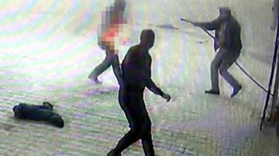 Bir anda alevler içerisinde kaldı ! Korkunç görüntüler