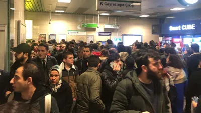 Yenikapı-Hacıosman metro seferleri durdu