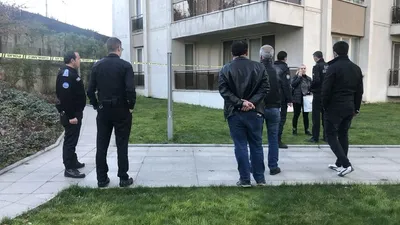 Lüks rezidansta şok intihar
