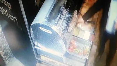 Hırsızların kokoreç keyfi kamerad