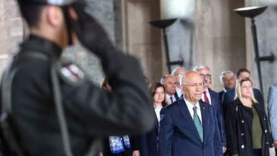 Yenimahalle Belediyesi yönetimi Anıtkabir’de