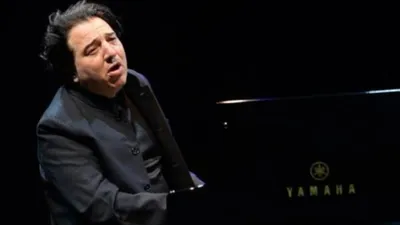 Fazıl Say'dan yeni havaalanı yorumu