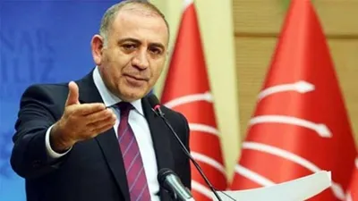 Gürsel Tekin: ''İstanbul’u katleden ayrıcalıklı yapılardır''