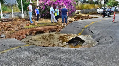 Bodrum'da patlama, yol çöktü, evler ve oteller boşaltıldı !
