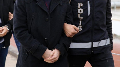 Çocuklara uyuşturucu sattıran suç örgütüne şafak baskını