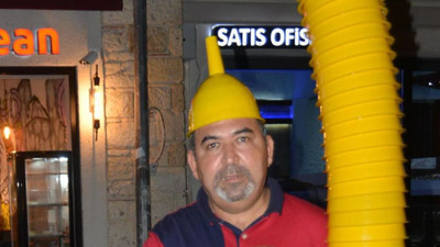 Çeşme'de tatilciler eğlence için huniye 20 lira veriyor