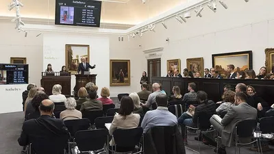 Müzayede evi 3.7 milyar dolara satıldı