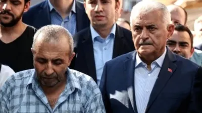 Binali Yıldırım cenazeye katıldı