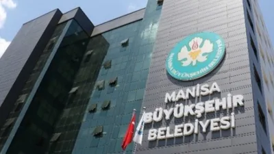 MHP'li Manisa Büyükşehir Belediyesi'nde toplu işten çıkarma