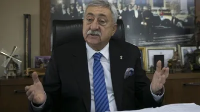 Öğrenim kredi borçları için flaş talep