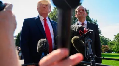 Trump açıkladı: Çalışma Bakanı istifa etti