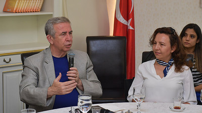 Başkan Mansur Yavaş radyocularla buluştu