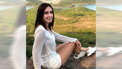 Nazlı Çelik'in mini şortuna gelen yorumlar pes dedirtti