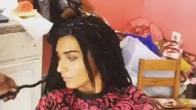 Tuba Büyüküstün'ü yeni imajıyla görenler tanıyamadı