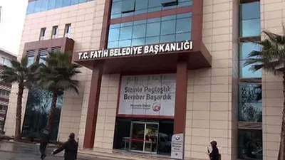 AK Partili Fatih Belediyesi'ne haciz