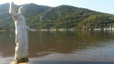 Vandallar! Prenses'ten ne istediniz ?