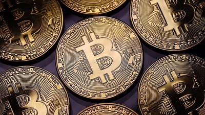 Bitcoin 10 bin doların üzerinde