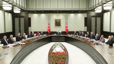 Dilipak: ''Bakanlıklarda da değişiklik olacak bürokraside de, ama yetmez!''