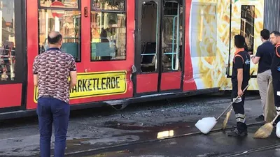 İstanbul'da tramvay kazası ! Seferler aksadı