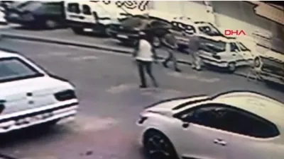 Emekli polise saldırı anı kamerada