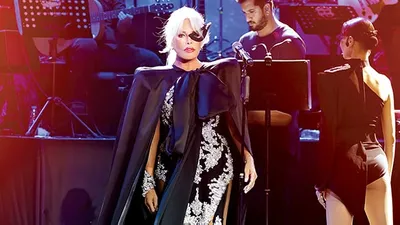 Yaş 70 ama iş bitmemiş! Çünkü o bir Diva!