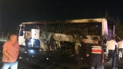 Yolcu otobüsü alev topuna döndü