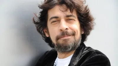 Okan Bayülgen'den AK Parti sorusuna yanıt !