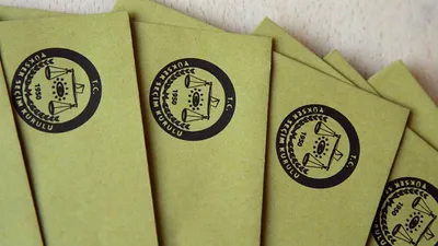 Anket şirketleri Davutoğlu ile Babacan'ın yeni partileri için ne diyor?