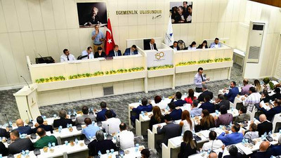 İzmir’in 5 yıllık yeni yol haritası oy birliği ile kabul edildi