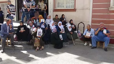 HDP önünde eylem yapan aile sayısı 39'a yükseldi