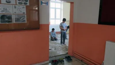 Okullarda ders saatine cuma namazı ayarı