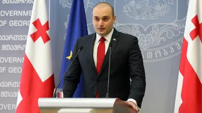 Komşuda istifa! Başbakan görevi bıraktı