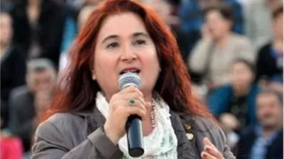 Sabahat Akkiraz konserine valilik iptali