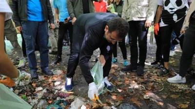 İmamoğlu, Belgrad Ormanı'nda çöp topladı