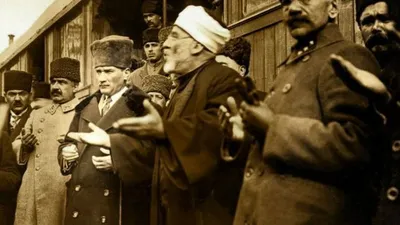"Atatürk Kur'an'ı yasaklattı" iddialarına belgeli yalanlama