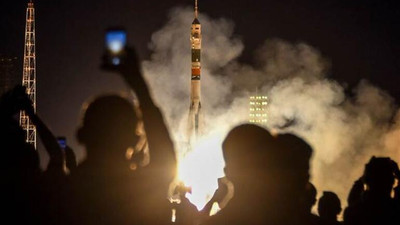 Soyuz MS-15 uzay aracı fırlatıldı