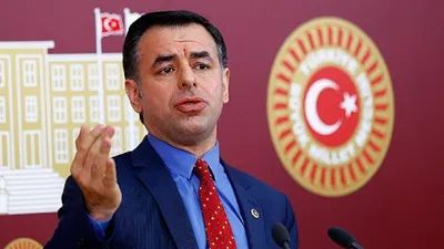 ''Gazeteciler adliyede mesai yapıyor''