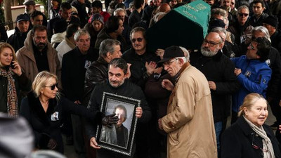 Ünlü oyuncu Recep Aktuğ son yolcuğuna uğurlandı