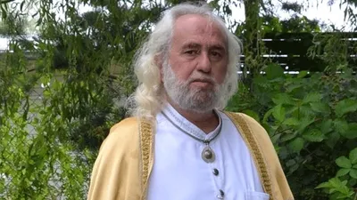 Çakma mesih Hasan Mezarcı küfür etti!