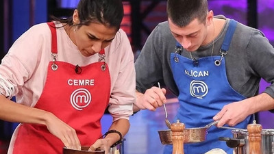 Masterchef Cemre ve Alican aşk mı yaşıyor?