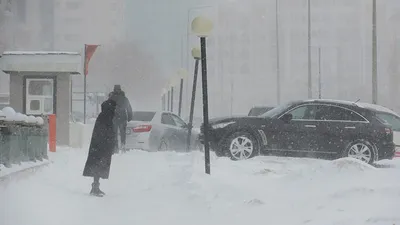 Kar fırtınası hayatı felç etti ! Ülkede OHAL ilan edildi