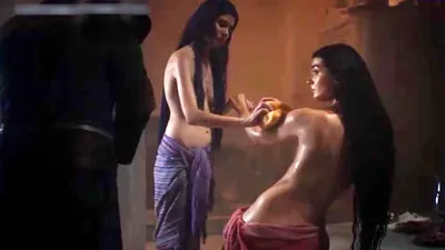 Tuba Büyüküstün’'ün hamam sahnesi olay oldu