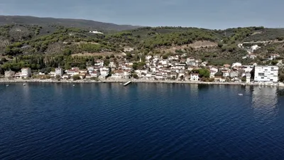 Doğa harikası için 7 tabela taktırdı ama...